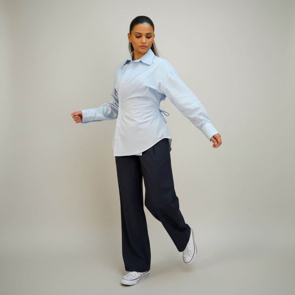 Chemise bleue à épaulettes – Structure et allure