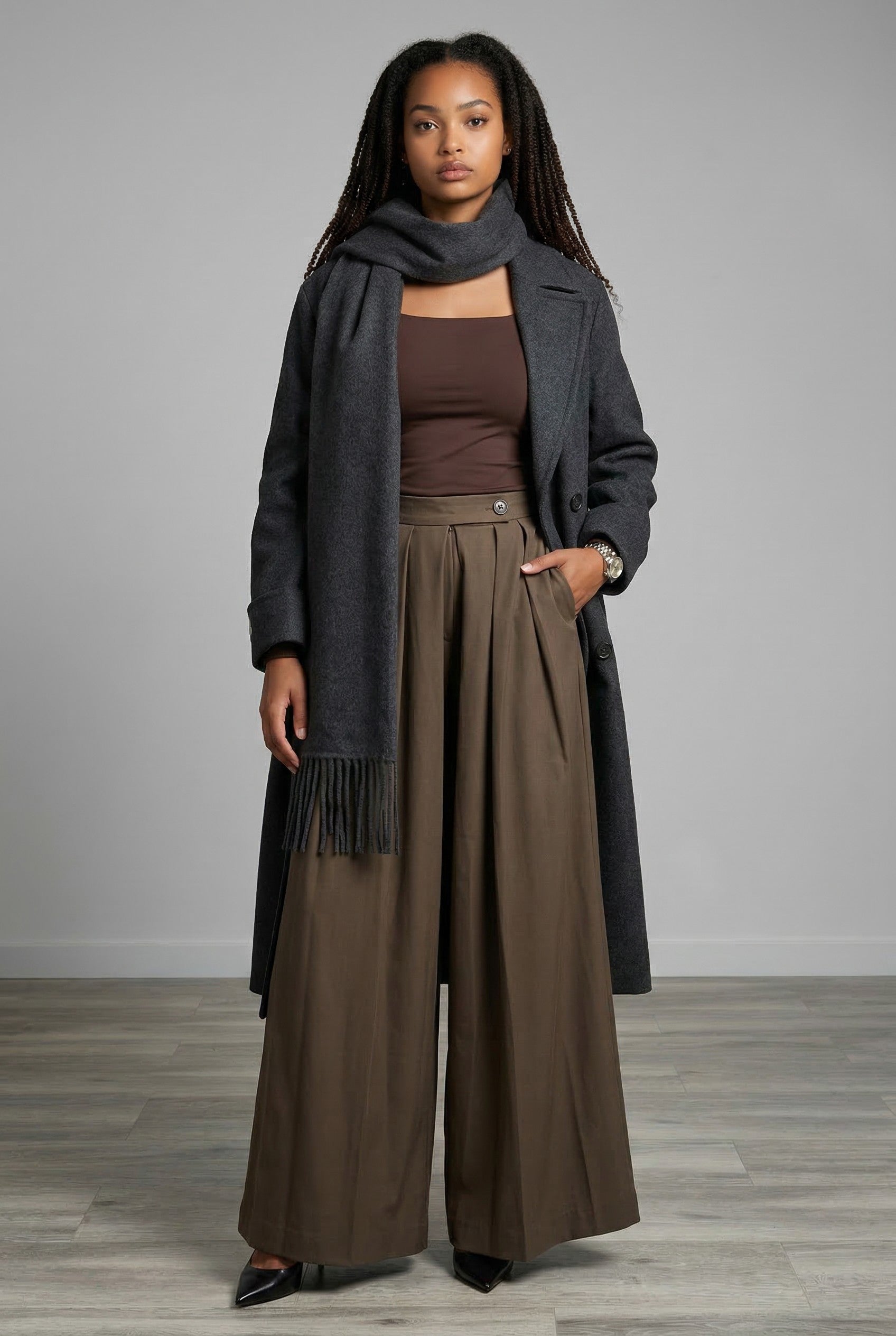 Pantalon plissé – Fluidité et raffinement