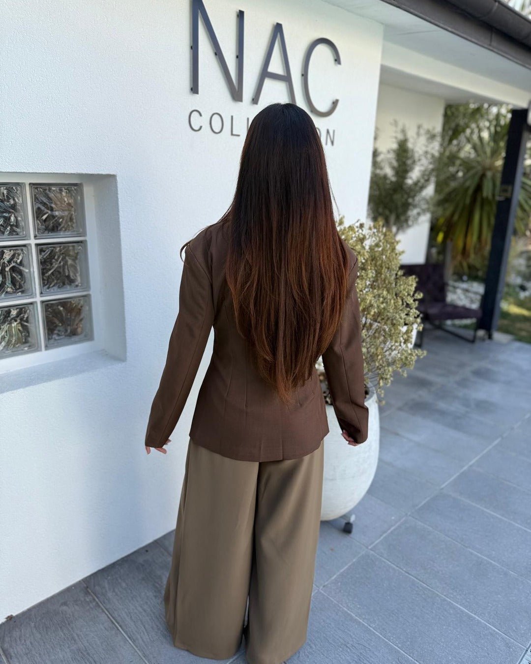 Blazer cintré à épaulettes pour une silhouette élégante - Modèle DUNE - NAC Collection