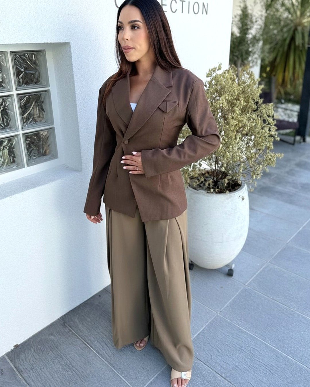 Blazer cintré à épaulettes pour une silhouette élégante - Modèle DUNE - NAC Collection