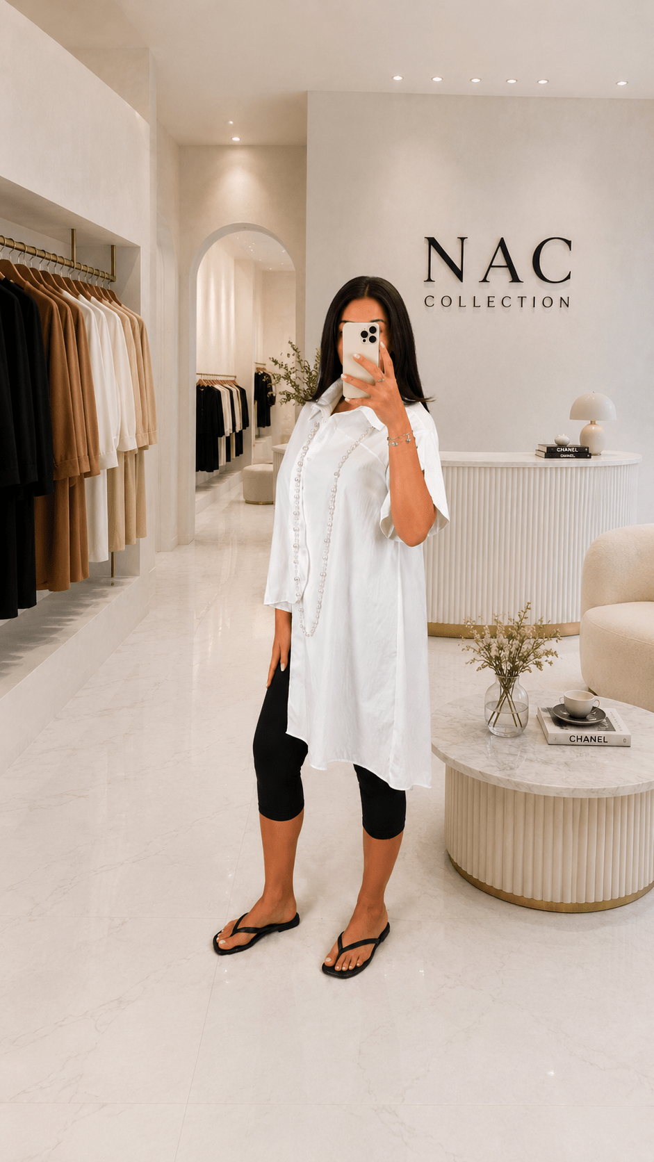 Chemise Blanche Asymétrique Oversize Femme - Manches Courtes - Coupe Longue Fluide - NAC Collection