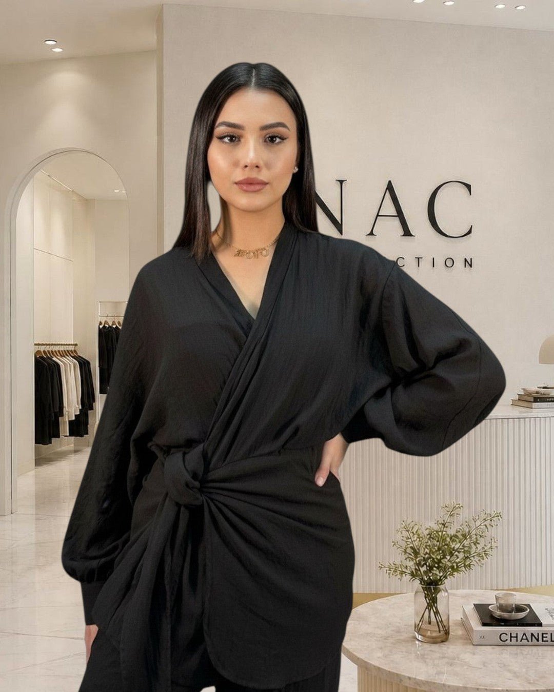 Chemise cache-cœur drapée : le summum de l'élégance - Modèle ROMA noir - NAC Collection