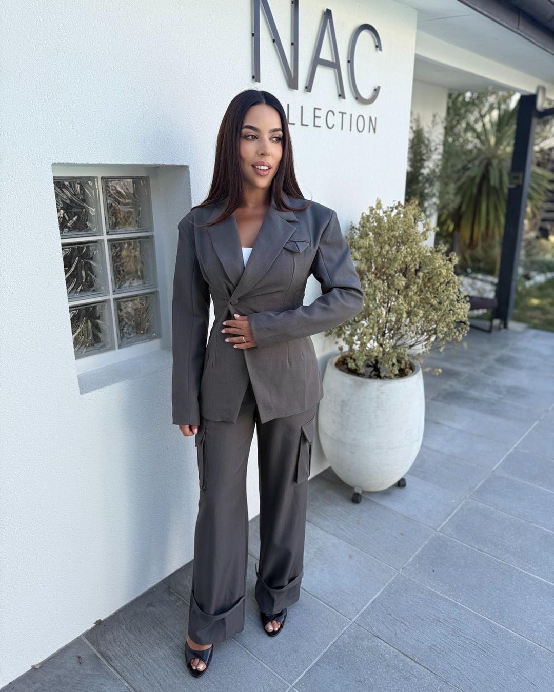 Ensemble blazer cintré et pantalon cargo - Modèle SAGE - NAC Collection