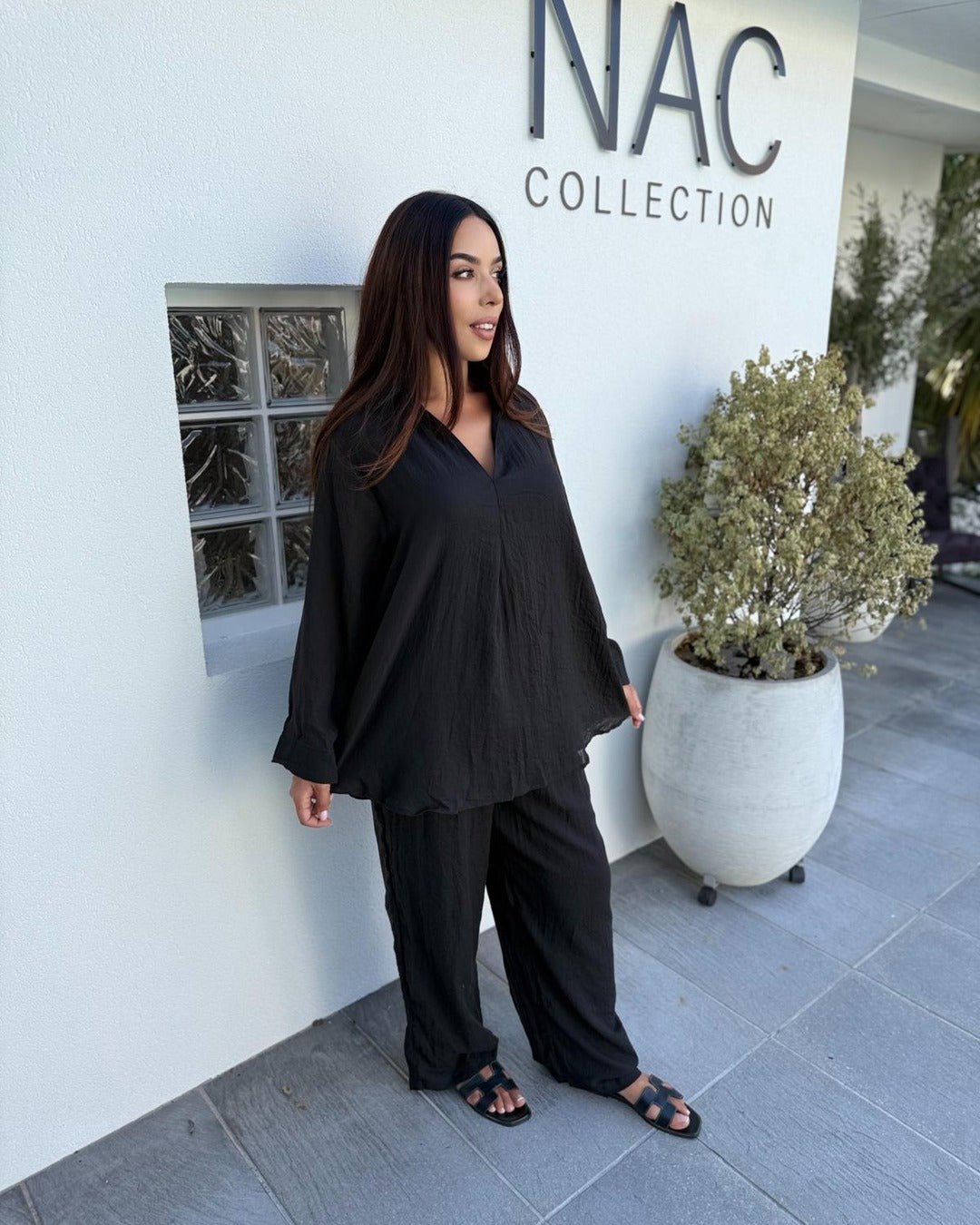 Ensemble blouse et pantalon large pour un look élégant - Modèle OSLO ivoire - NAC Collection
