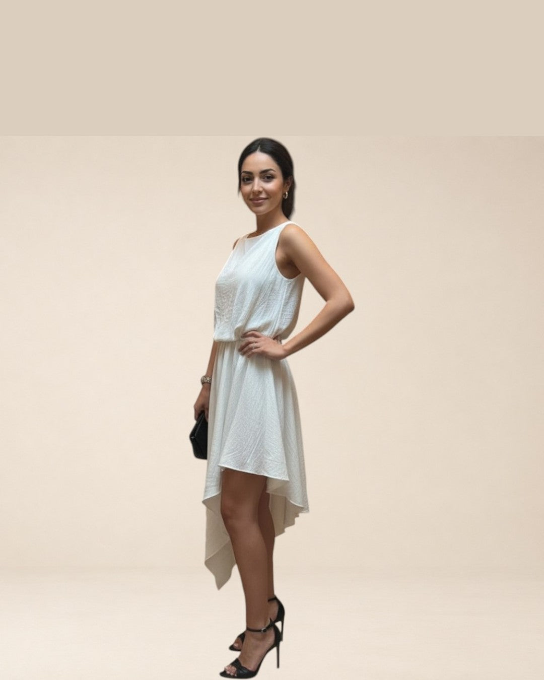Robe classique asymétrique sans manche. Modèle VOILE
