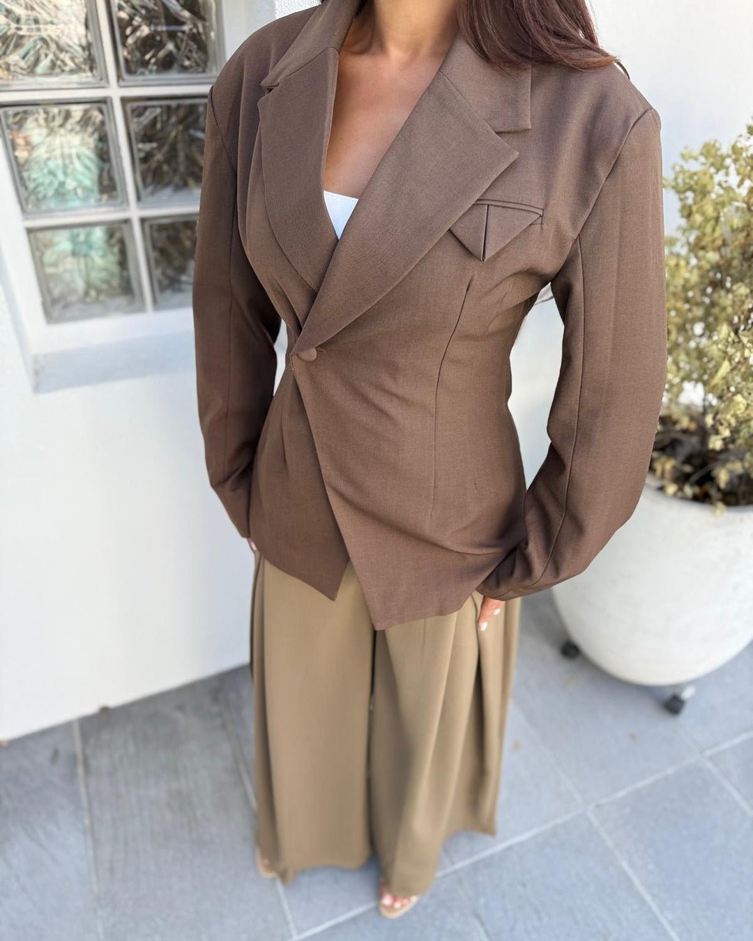 Blazer cintré à épaulettes pour une silhouette élégante - Modèle DUNE - NAC Collection