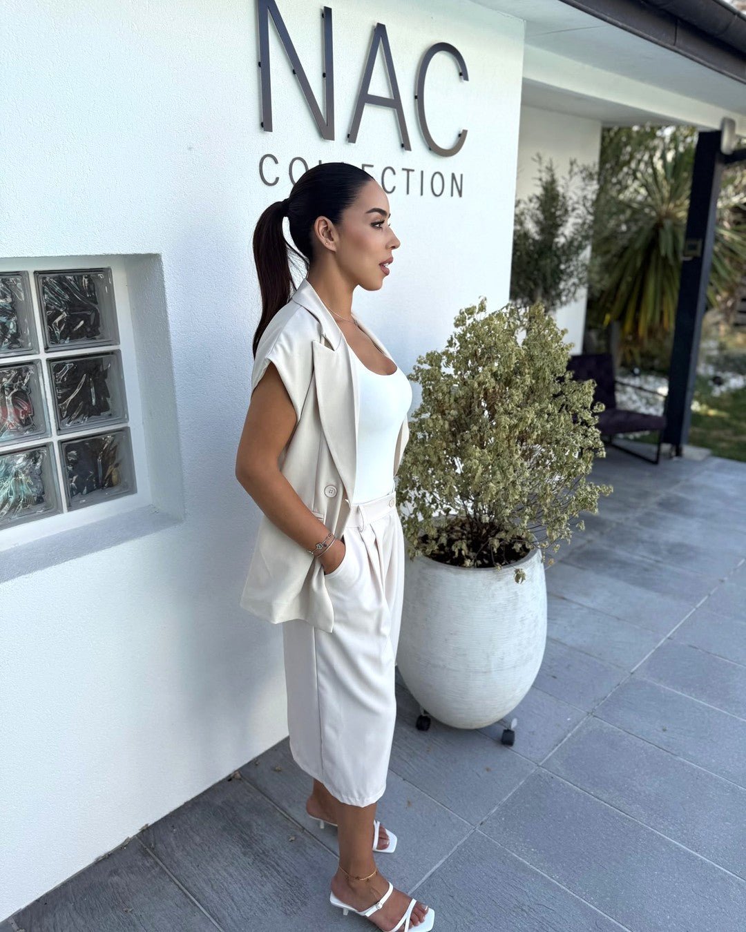 Blazer sans manche créme. Modèle FROST - NAC Collection
