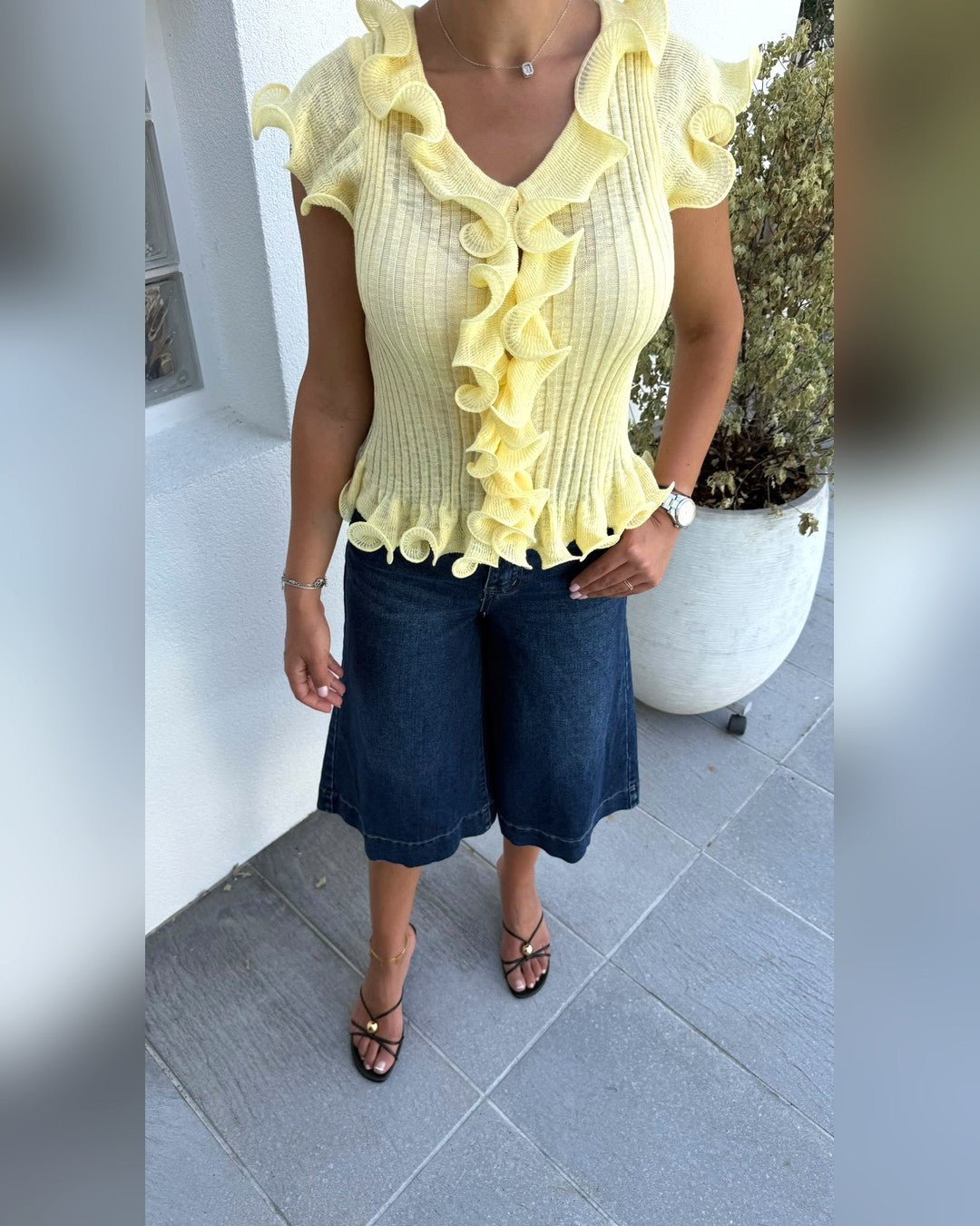 Top maille côtelée à volants jaune - Modèle SOLEIL - NAC Collection